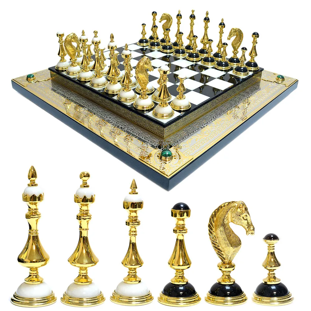 Шахматы из камня с гравировкой "Классические"