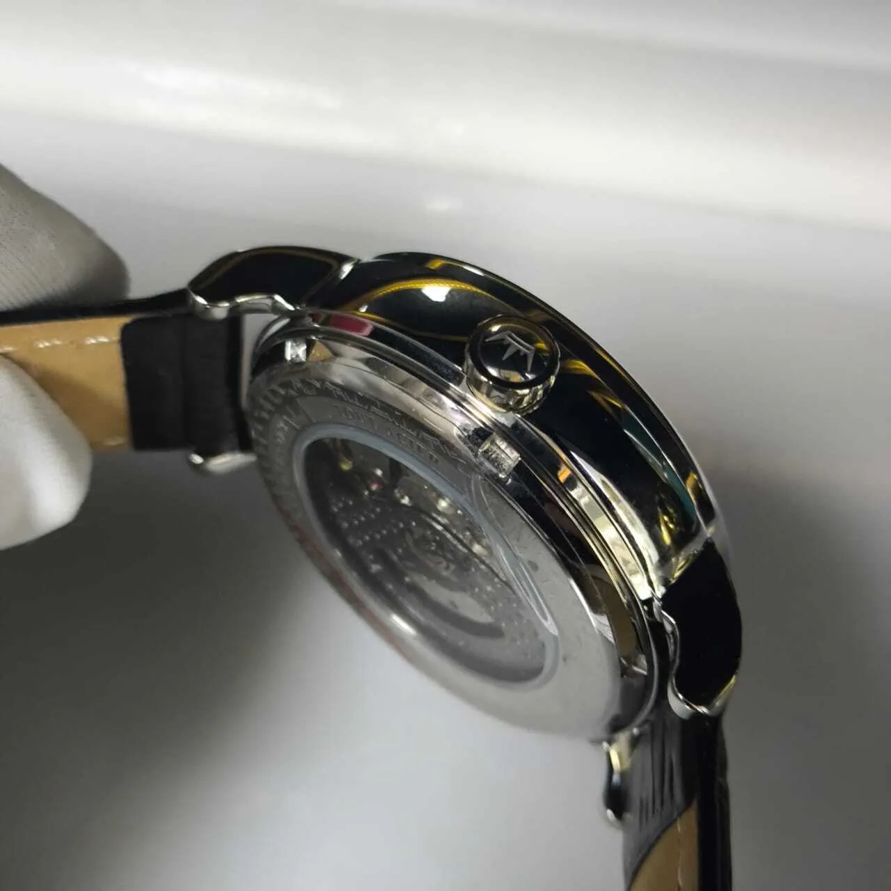 YOUNGER &amp; BRESSON YBH854402